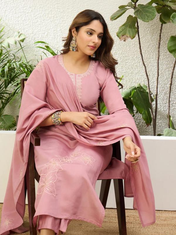 VP 9858 P Women’s Traditional Kurta Pant Set with Dupatta